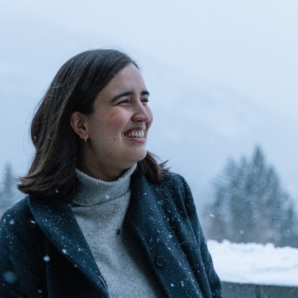 Meet your Posher, Paloma - Picture 1 of 1